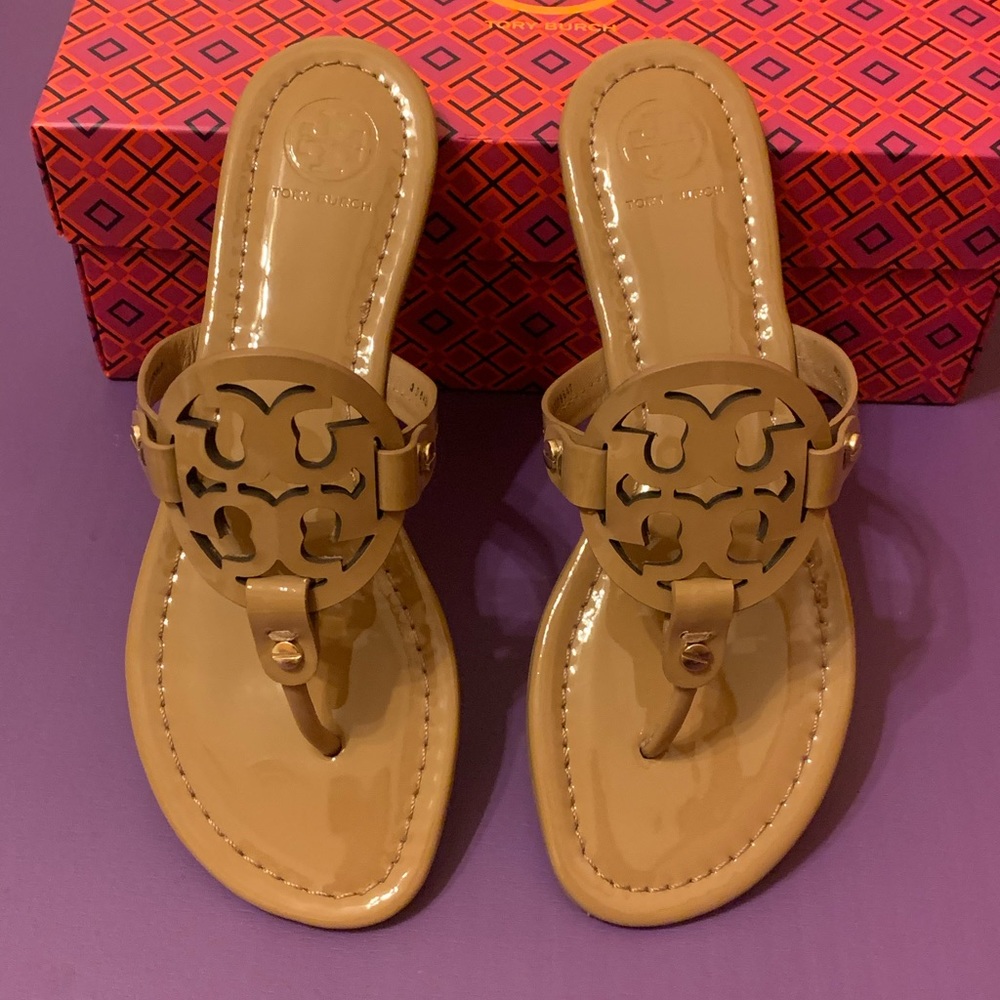 Tory Burch Sand Patent Miller Sandals 7 - Picture 2 of 7